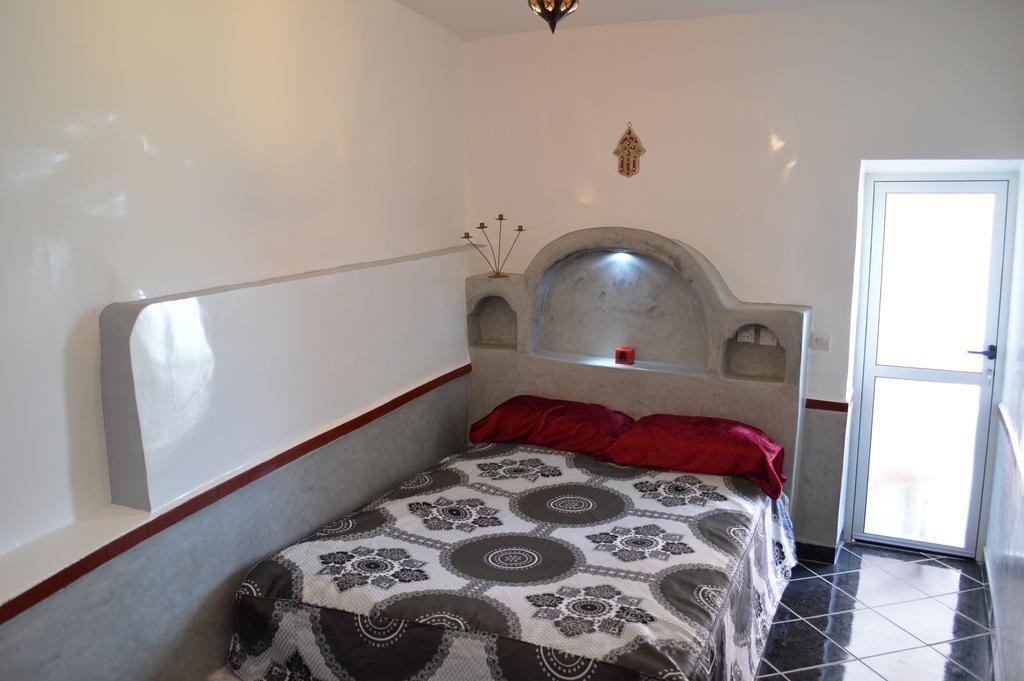 Auberge Le Jardin De La Source Aït Ben Ali Extérieur photo